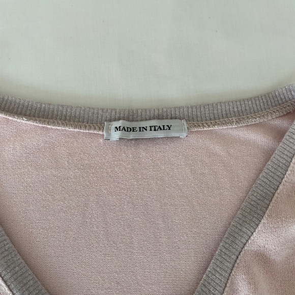 Lovely Made in Italy V-Neck Short Sleeve Low High Hem Pink with Silver Bling Top - Picture 8 of 10